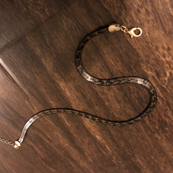 Reversible Chocker - Picture 2 of 4